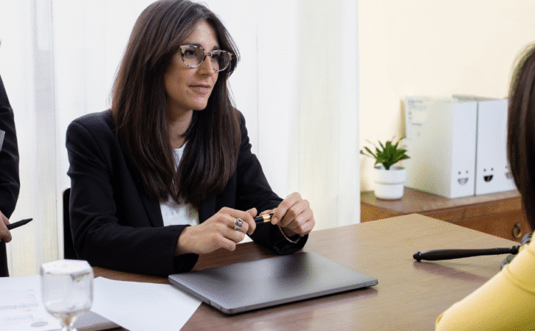  How to Choose a Top-Rated Personal Injury Attorney Online?