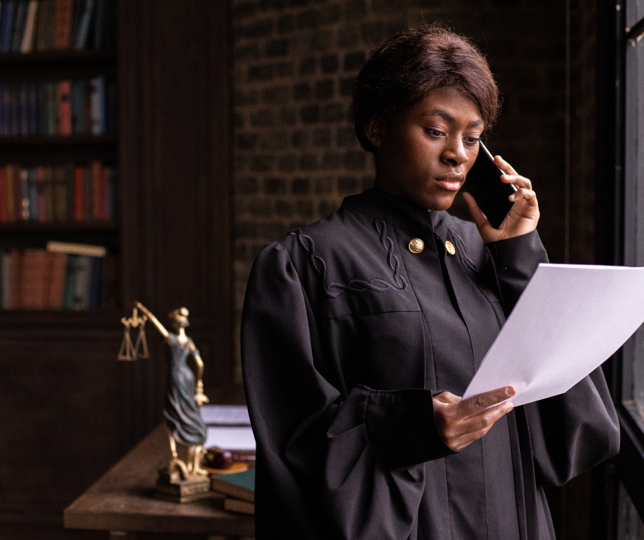 Law firm answering emergency injury consultation